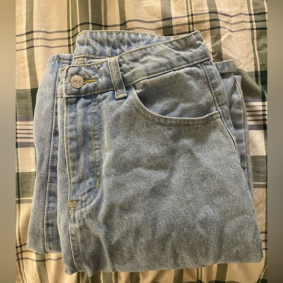 Light Blue Shein Wide-Leg Baggy Jeans Size 4 - Picture 4 of 6